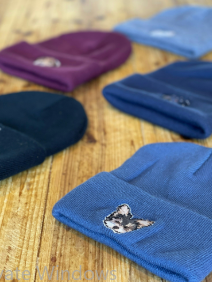 Stylish and Affordable: The Ultimate Guide to Bundling Scarves, Gloves, and Beanies